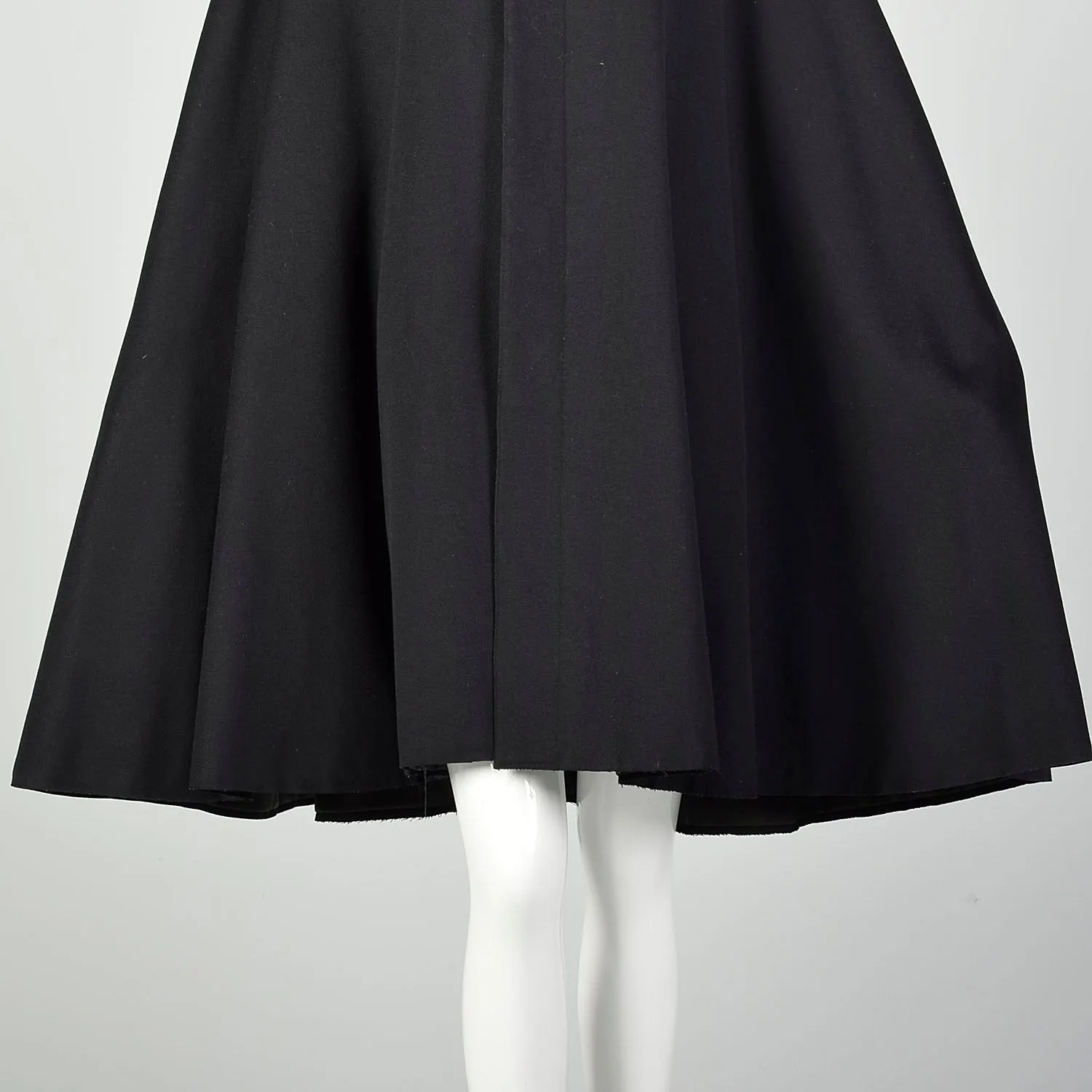 1900s Cape Winter Wool Black Outerwear